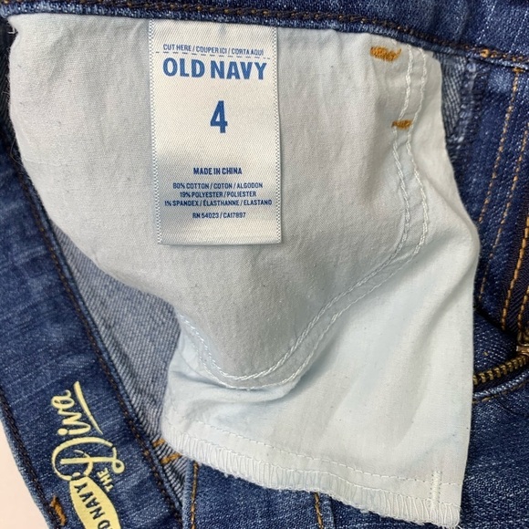 Old Navy Distressed Fray Hem Cut Off Jean Shorts - Picture 5 of 9